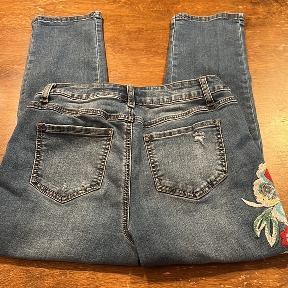1946 Denim Embroidered Jeans - Picture 6 of 6